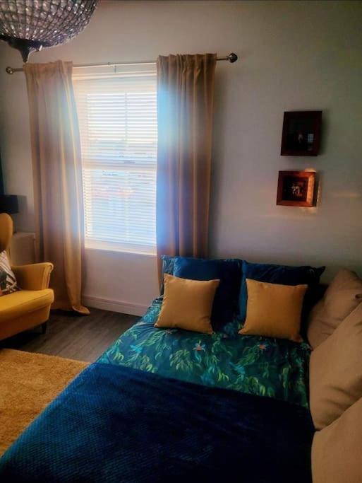 No 1 The Terrace Apartment Rainhill Ngoại thất bức ảnh